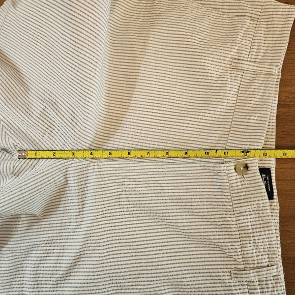 Ben Sherman Mens Shorts 38 Regular Fit Stretch Seersucker White/Blue - Picture 6 of 9